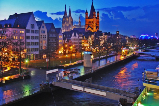 germany-cologne-night-two